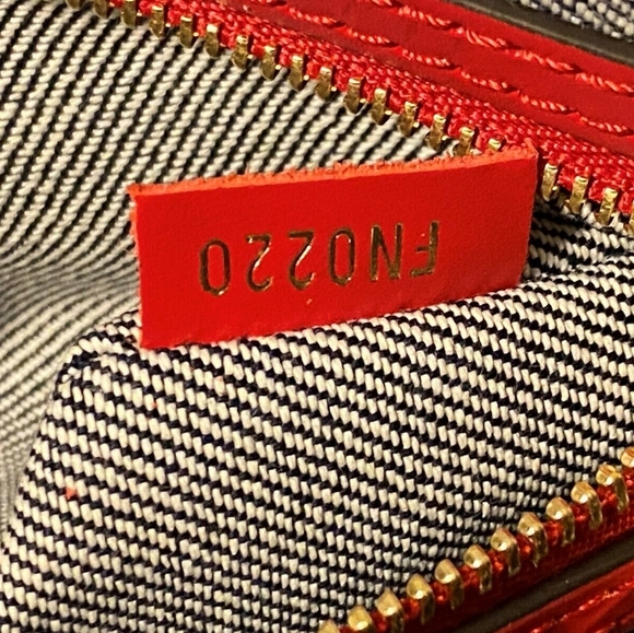 New!! Authentic Louis Vuitton ONTHEGO Tote Bag - Picture 6 of 12